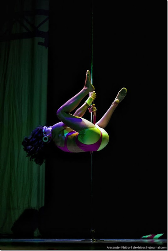 russian-pole-dancing-competition-20