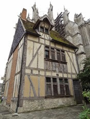2014.09.11-019 maison du XVè siècle