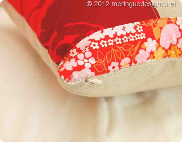 red bird pillow 004