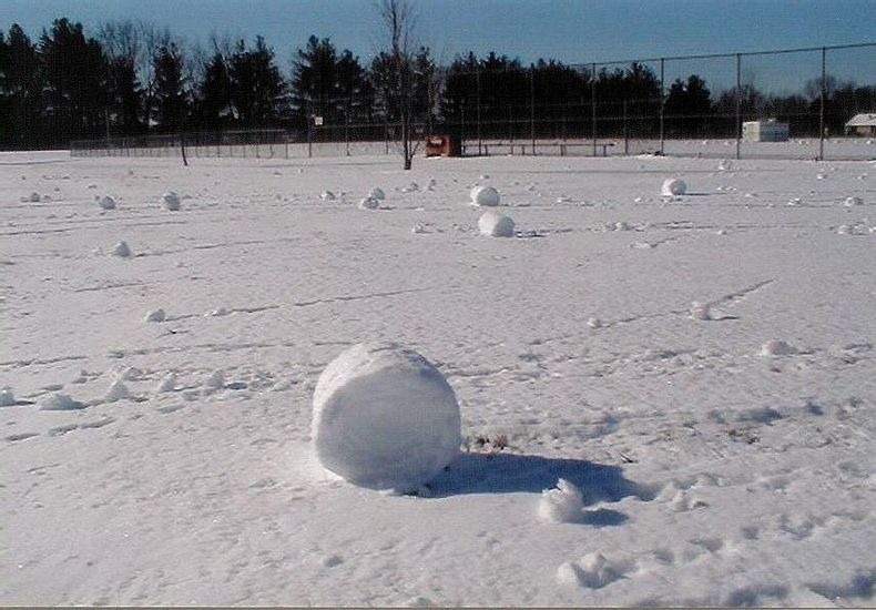 snow-roller-11 snow-roller-11
