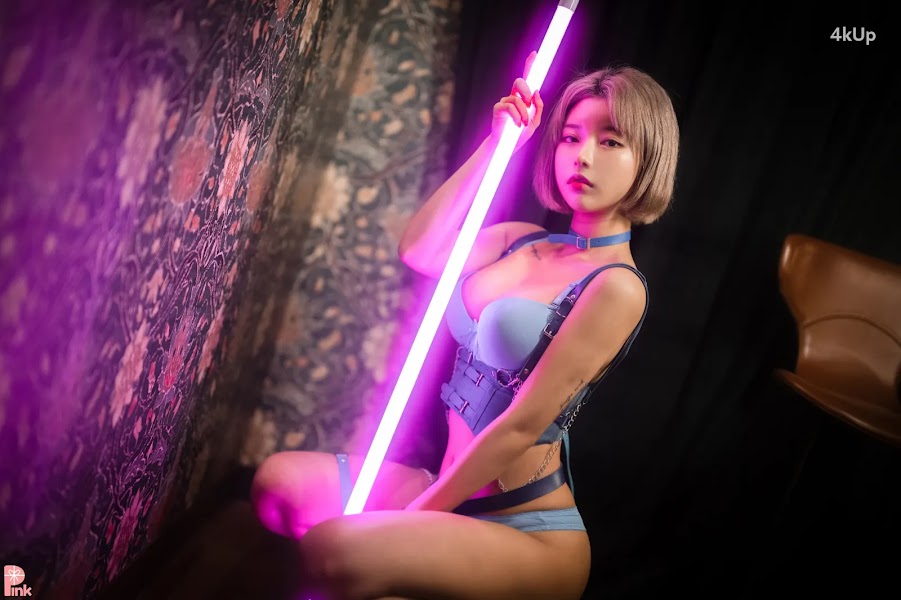 [PINK] U.Hwa (은유화) Secret Present No.02