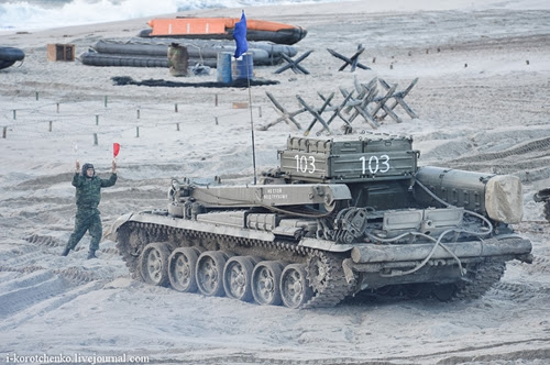 "Запад-2013": Высадка на побережье