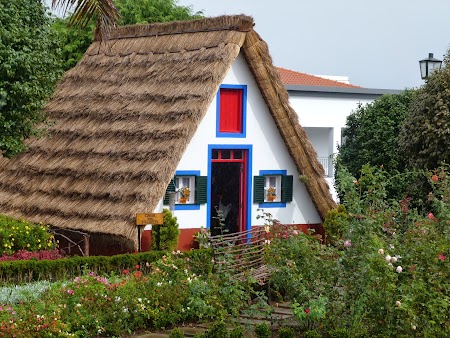 18. Casa traditionala din Madeira.JPG