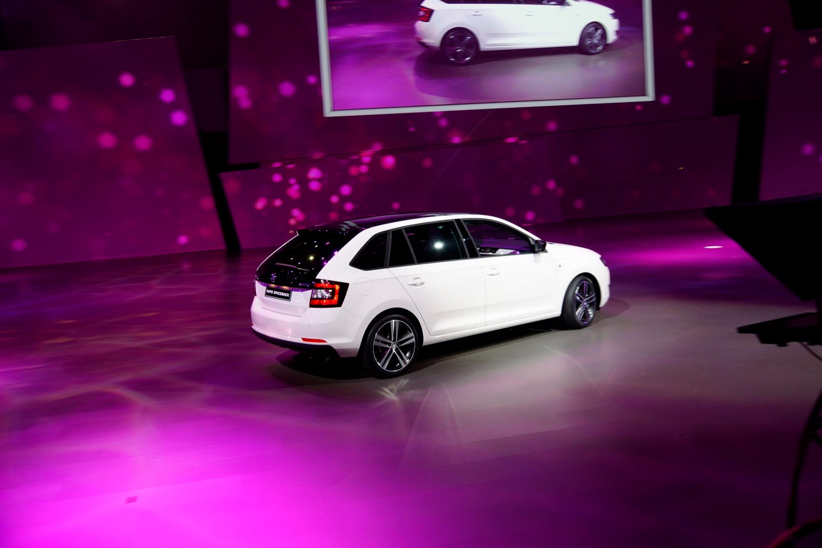 [VW-Group-Night-Event-56%255B2%255D.jpg]