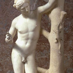 45.- Praxíteles. Apolo Sauroctono