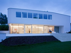 Casa L / Schneider & Lengauer arquitectura-fachada-casa-l-schneider-lengauer