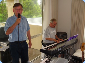 Guest, Len Hancy, did the honors throughout the day and night as the chief vocalist. Good job Len. Seen here accompanying Ron Stanwell on the Korg SP250 digital piano