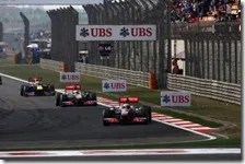 Button precede Hamilton e Vettel nel gran premio della Cina 2011
