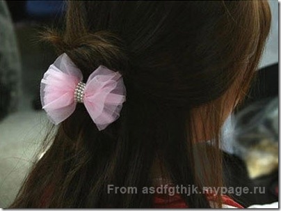 Make-pink-hair-ties-with-bow-1
