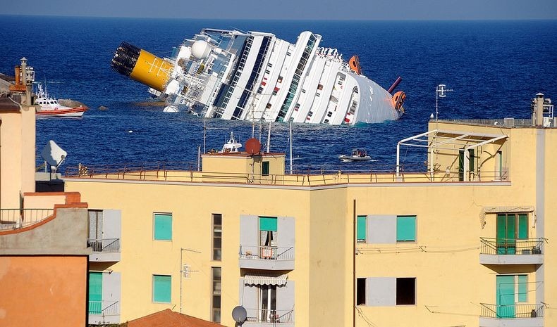 Costa-Concordia-4