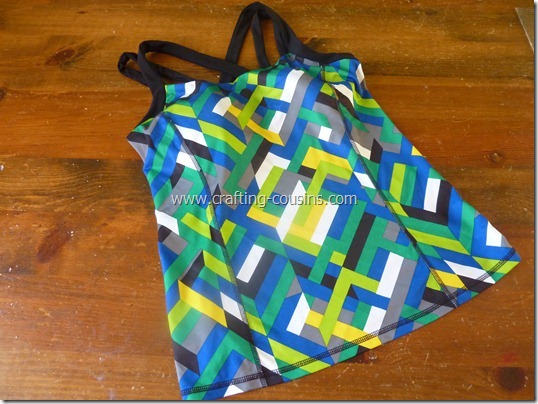 Make your own lap swim or triathlon suit tutorial from The Crafty Cousins (1)
