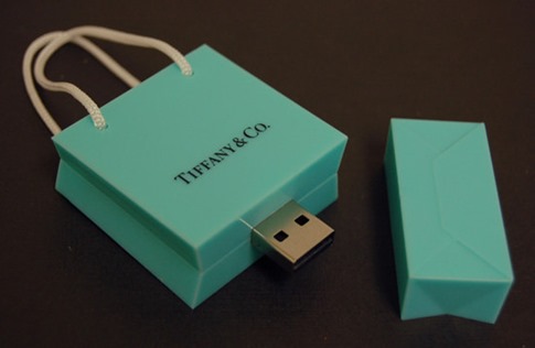 46. Bolsa Tiffany USB