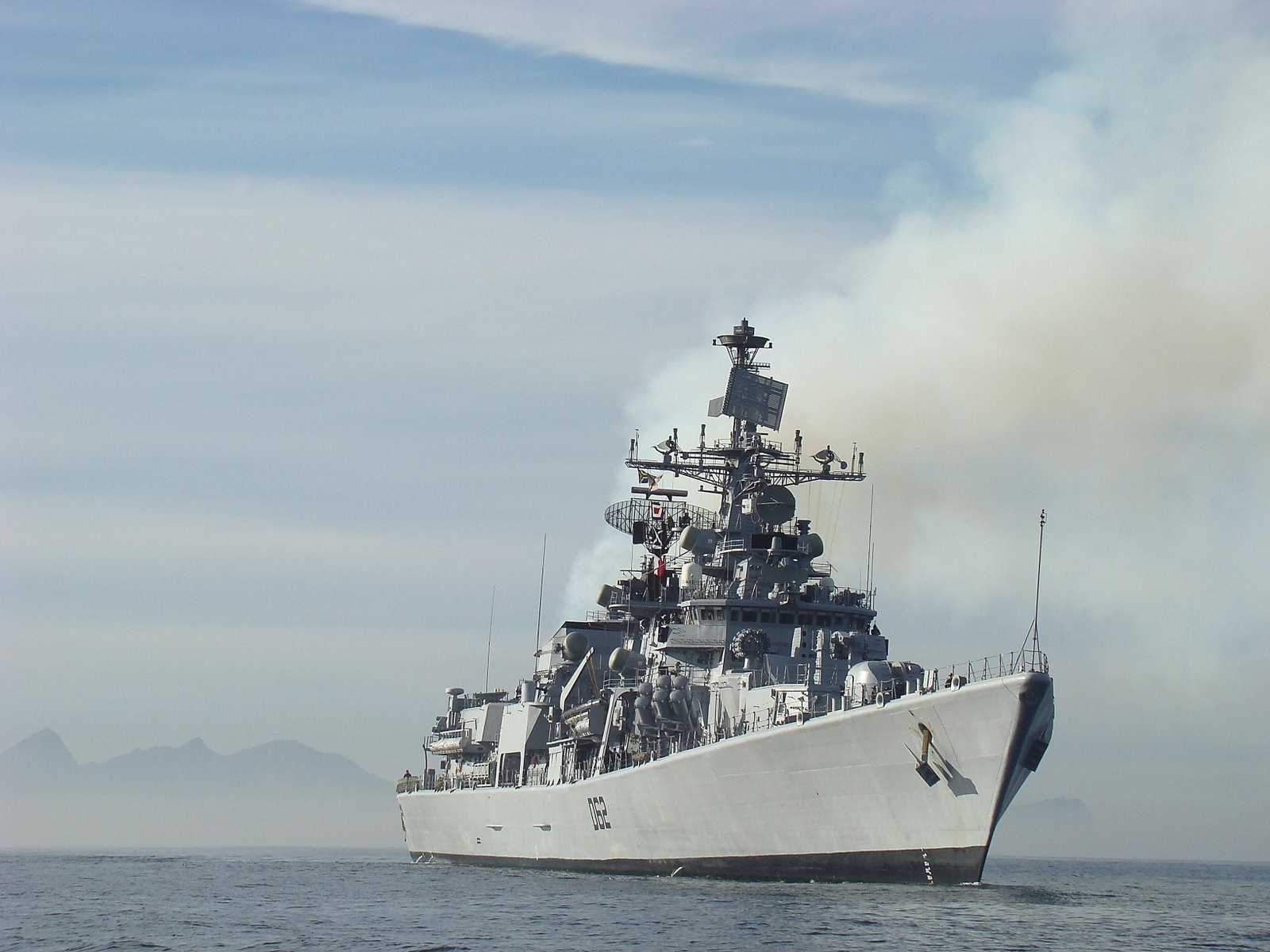 [Indian-Navy-Warship-INS-Mumbai-033.jpg]