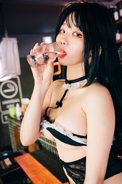 [Loozy] Zia (지아) – SM Bar Part1