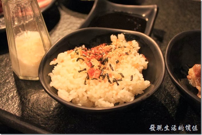 台南-逐鹿焊火燒肉。鰹魚海苔飯，這是點給無飯不與的弟弟。