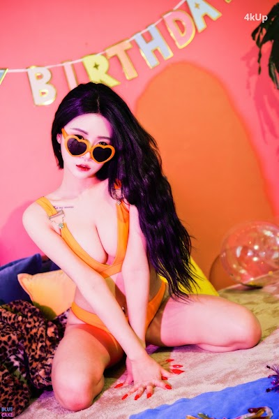 [BLUECAKE] Bomi (보미) Happy Bomiday