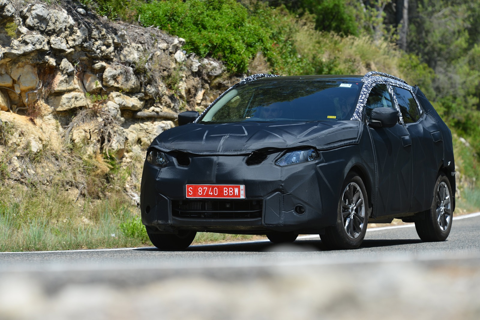 [Nissan-Qashqai-3%255B3%255D.jpg]