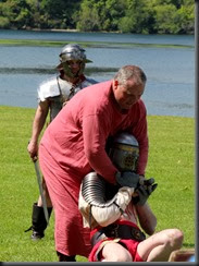 Slave beats Gladiator