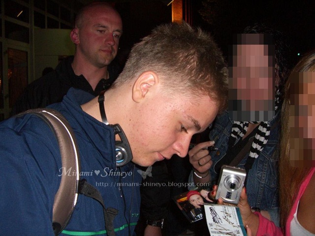 [337341_270383823026851_129059640492604_635756_207816273_o%255B2%255D.jpg]