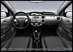 Toyota-Etios-Brasil-2013-interior