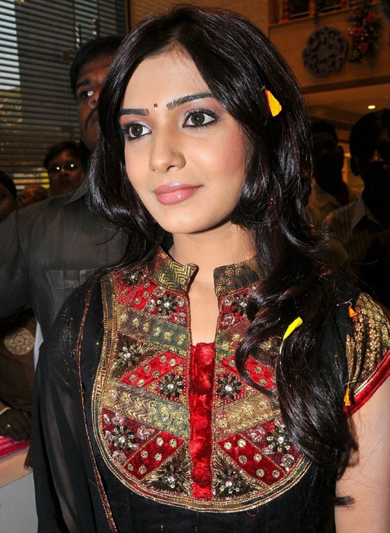 [samantha_latest_cute_stills%255B3%255D.jpg]