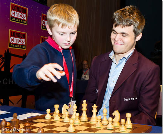 Magnus Carlsen, Round 4, LCC 2012