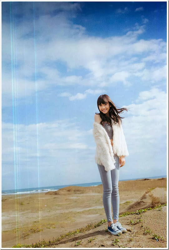 Matsui_Airi_Young_Jump_Magazine_gravure_06