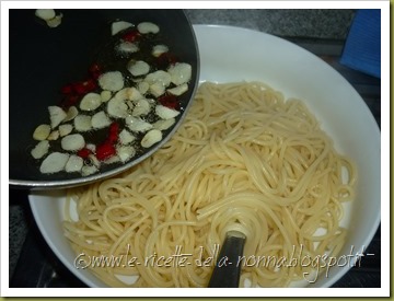 Spaghetti aglio, olio e peperoncino (9)