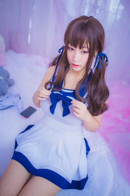 Coser@Mao Jiu Jiang Sakura (猫九酱Sakura) 连衣水手服