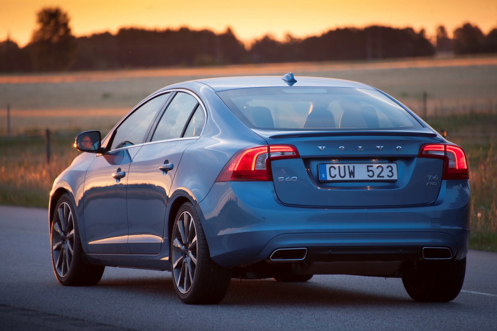 [Volvo-New-Engines-13%255B2%255D.jpg]
