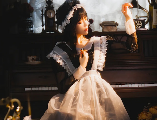 Coser@桜桃喵 透明女仆