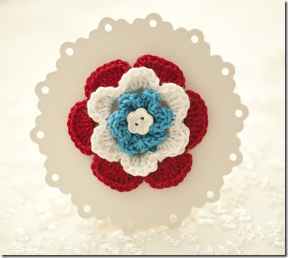 Red-White-Blue-Crochet-Brooch02