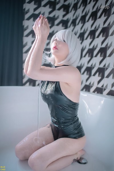 [BLUECAKE] Son Ye-Eun (손예은) 2B RED (+RED.Ver)