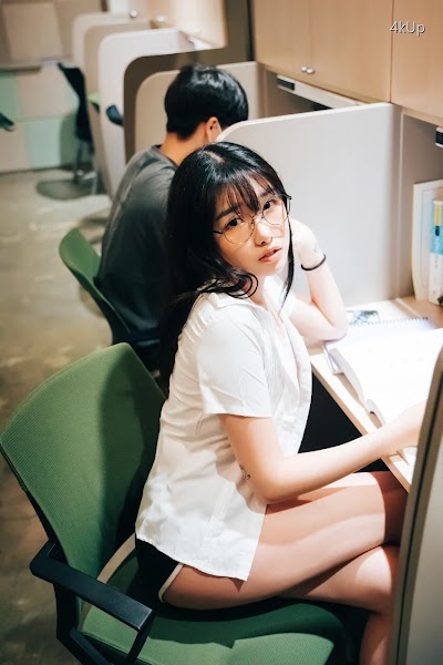 [Loozy] Sonson (손손) Reading Room + S.ver