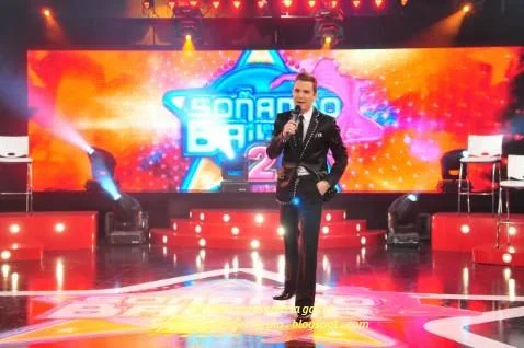 Del Moro presenta la gala 5.JPG