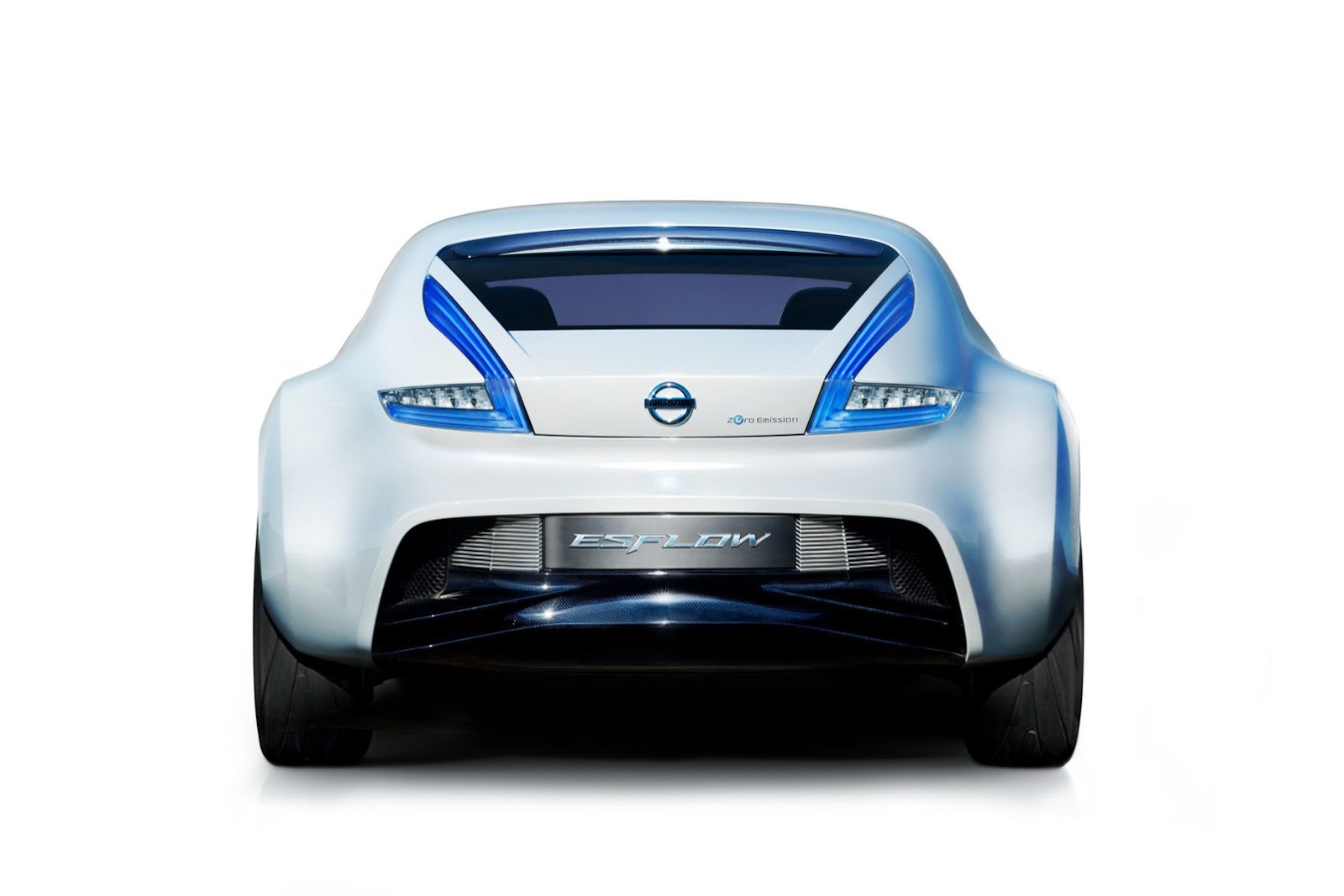 [Nissan-Esflow-Concept-2011-41%255B2%255D.jpg]