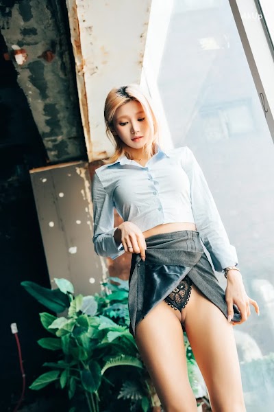 [Loozy] Taeri Enslave (+S.Ver)