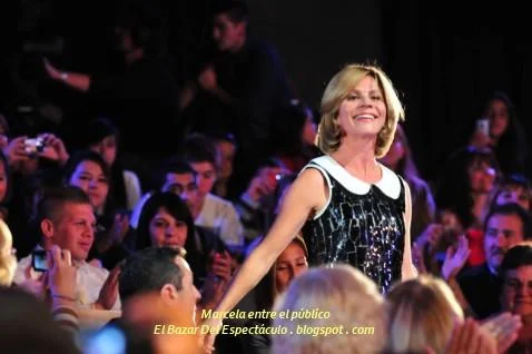 Marcela entre el público.jpg