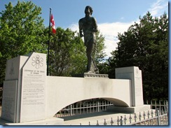7983 Ontario Trans-Canada Highway 17 (TC-11) Thunder Bay - Terry Fox Scenic Lookout - Terry Fox Memorial