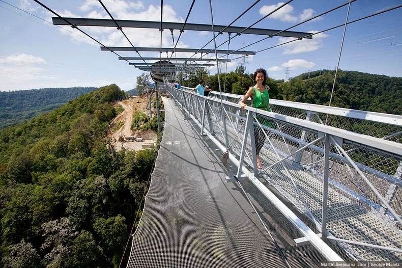 sochi-suspension-bridge-7
