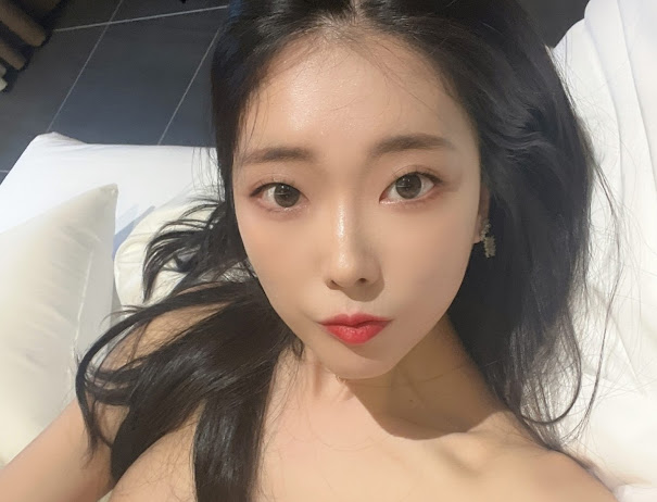 [Moon Night Snap] Mona (모나) Mona Has a Pretty Body
