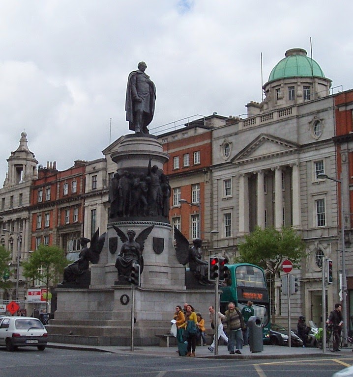[Dublin.-Monumento-en-OConell-Street-%255B1%255D.jpg]