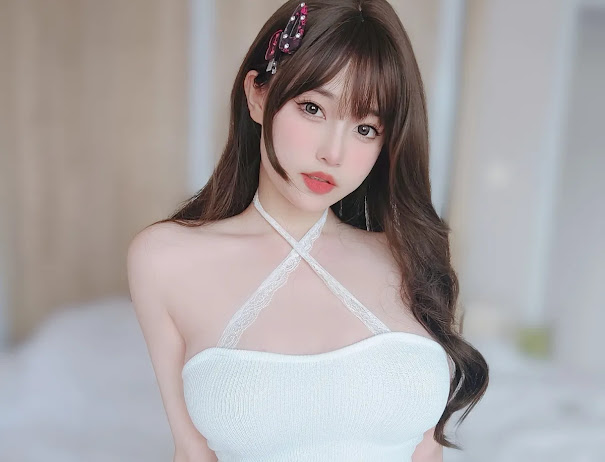 Coser@女主K 纯白上衣