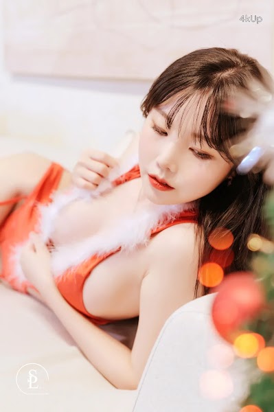 SAINT Photolife – Yuna (유나) Vol.24 Merry Yuna’s Xmas