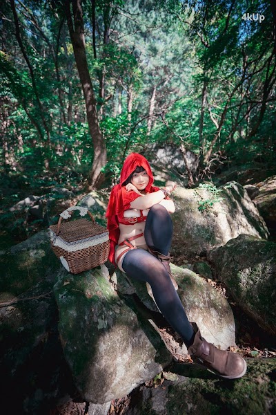 DJAWA Photo – Mimmi (밈미) Naughty Red Hiring Hood