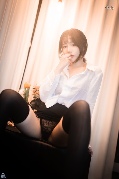 [BLUECAKE] Yeji (예지) Cat Play