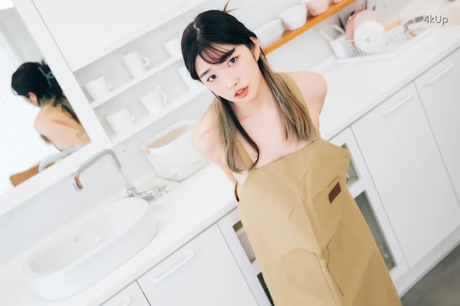 [Loozy] Sonson (손손) Nude Apron