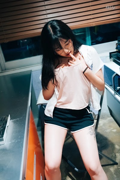 [Loozy] Sonson (손손) Reading Room + S.ver