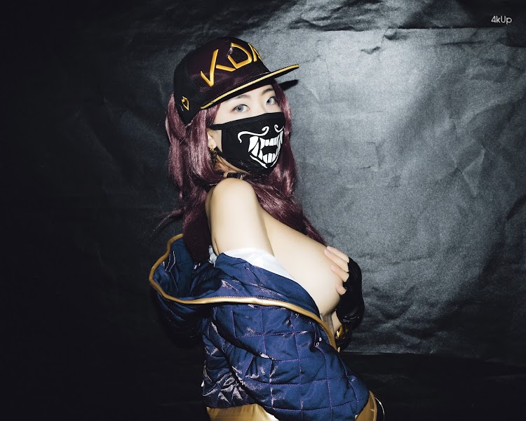 Mona (모나) – Akali (KDA) & Moon Night Snap