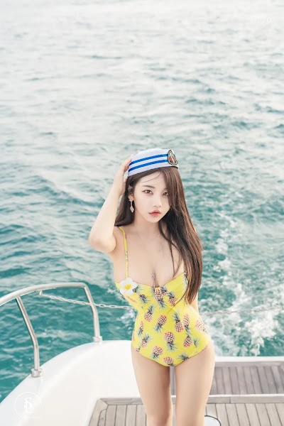SAINT Photolife – Zzyuri (쮸리) Vol.17 Zzyuri’s Jeju Life